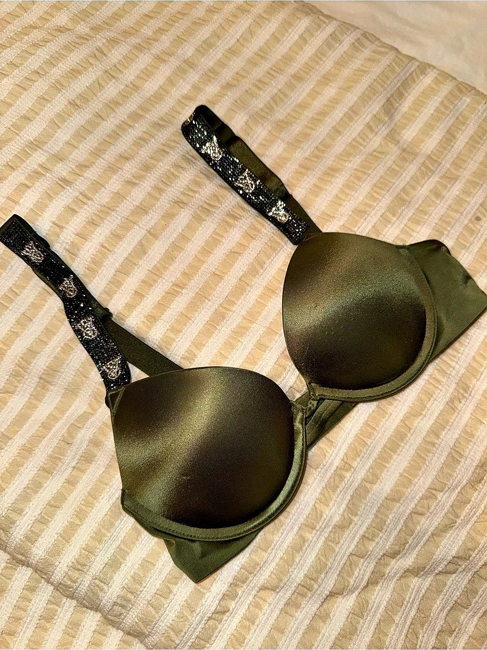 Victoria's Secret Very Sexy Shine Strap Push-Up Bra Green